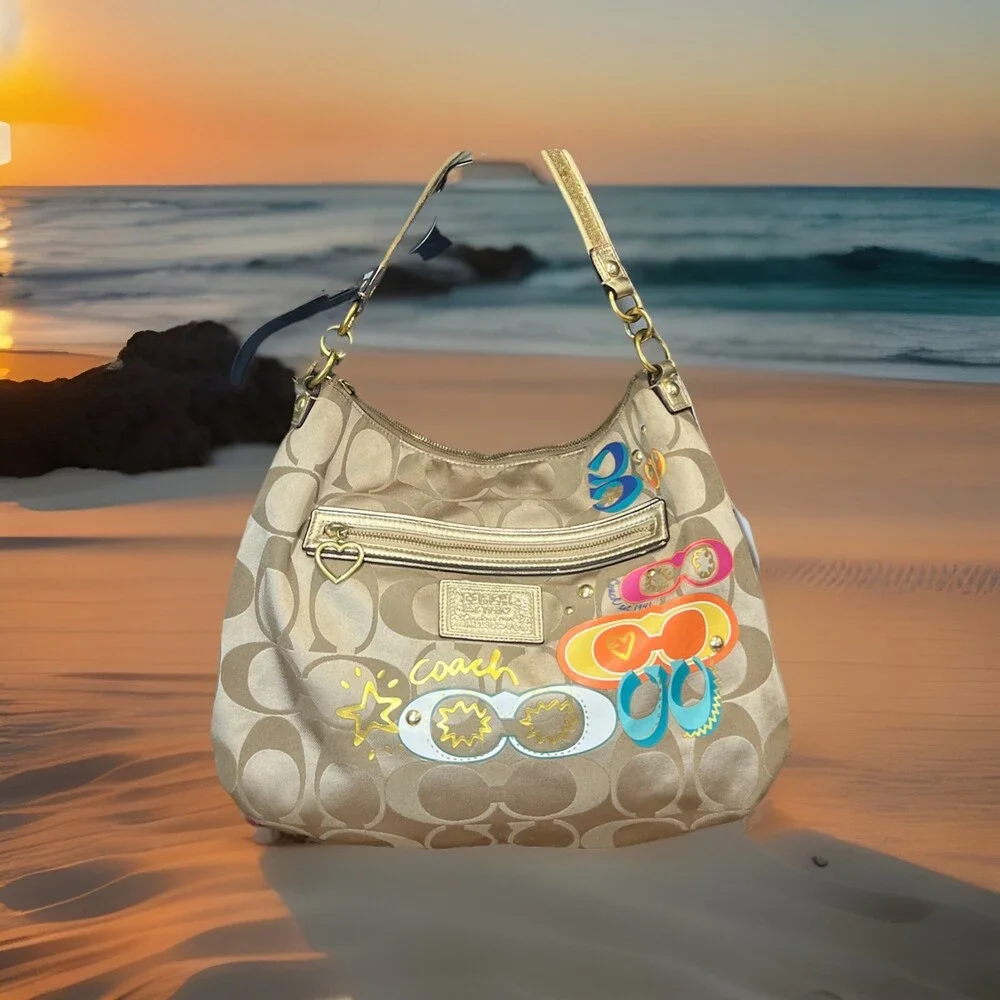 COACH (2012) Y2K Poppy Khaki Daisy Pop C Applique HOBO Shoulder Bag Hobo Boho
